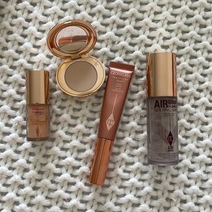CHARLOTTE TILBURY set